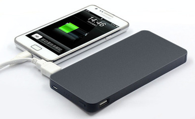 苹果5S手机充电宝 钛合金聚合物8000mAh移动电源的卓越之选